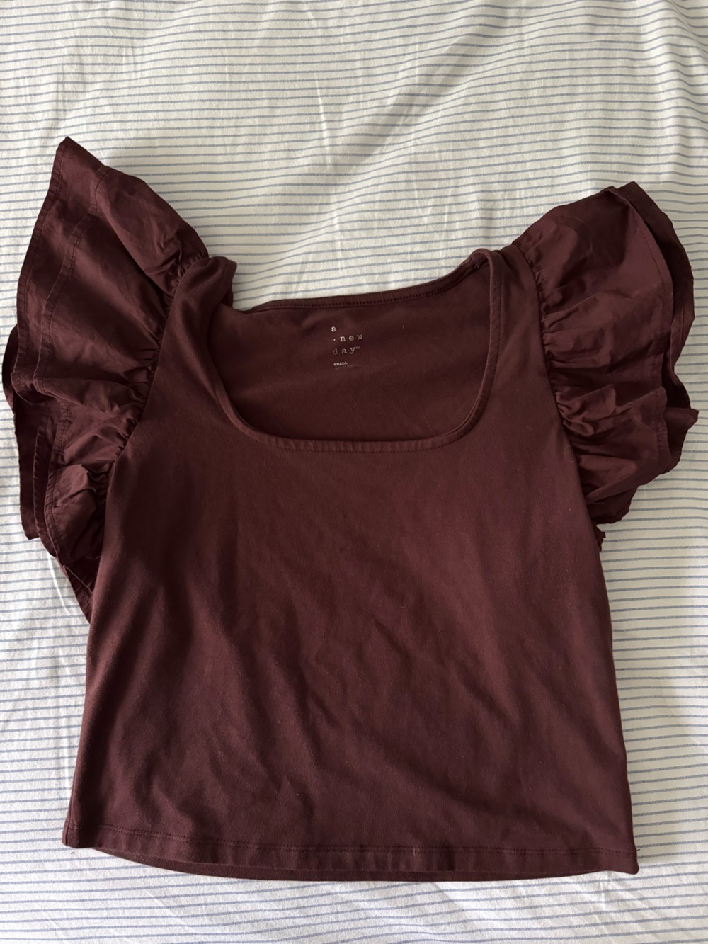a new day Ruffle Sleeve Tee in Brown